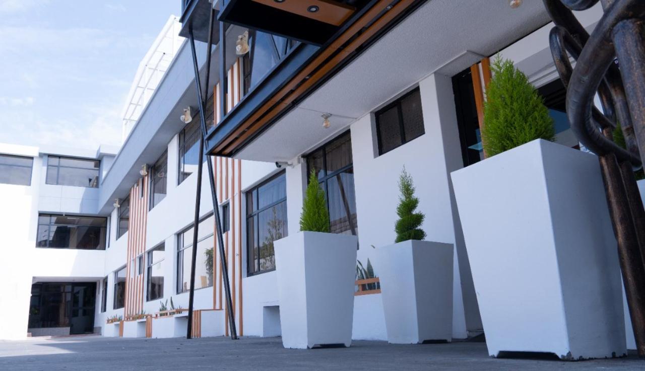 The Bronx Hotel لاتاكونغا المظهر الخارجي الصورة
